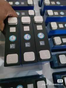 批发工厂价格<span class=keywords><strong>3</strong></span>.2v 50ah可充电棱柱形锂离子电池 - Product Image 2