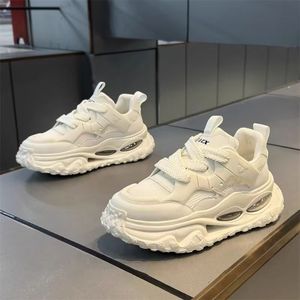 Zapatillas Deportivas Retro de Color Sólido con Parte Superior de Malla Transpirable y Suela Antideslizante. Zapatos Cómodos para Caminar para Hombre y Mujer. - Product Image 2