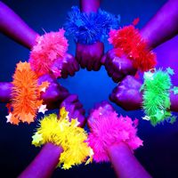Collier fluorescent néon Pafu pour fête de carnaval, collier de fête qui brille dans le noir, collier guirlande de paillettes