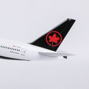 Modèle d'avion Boeing 777 <span class=keywords><strong>Air</strong></span> <span class=keywords><strong>Canada</strong></span> en résine avec train d'atterrissage et base en bois – Réplique de ligne aérienne, objet de collection, décoration d'intérieur, cadeau d'entreprise - Product Image 5