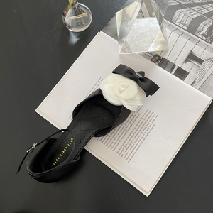 2025 Spring and Summer <b>Pointed</b> <b>Toe</b> Shallow Mouth Comfortable Sandals Fashion Sweet Flower Decorative Buckle <b>Flat</b> Shoes - Product Image 2