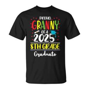 Camiseta de Graduación de 8º Grado para Abuela Orgullosa, Clase de 2025, para Uso Promocional - Product Image 1