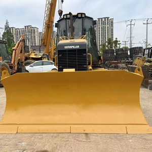 รถดันดินอเนกประสงค์ CAT D5K มือสอง ใช้งานน้อย กำลังเครื่องยนต์ 72 กิโลวัตต์ ขนาด 2.09 เมตร พร้อมมอเตอร์ปั๊มเกียร์บ็อกซ์ - Product Image 1