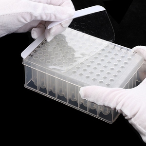 Film de scellage pour plaques PCR transparent et résistant aux hautes températures |   Film d'étanchéité en plastique pour plaques de forage profond |   Film d'étanchéité - Product Image 1