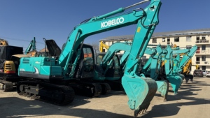 รถขุดญี่ปุ่นมือสอง Kobelco SK130LC SK135 SK140 คุณภาพดี ขนาดเล็ก 13 ตัน ราคาถูก เครื่องยนต์ EPA CE เกียร์ PLC ปี 2024 - Product Image 2