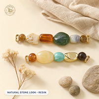 Bande de perles en résine imitation pierre pour décoration de chaussures, connecteur, garniture de sac, perles irrégulières OEM