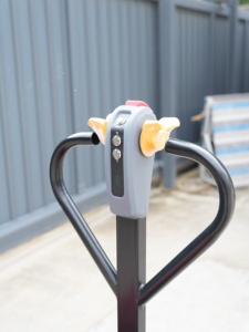 Chariot élévateur électrique, capacité 2500 kg, batterie au plomb-acide, pneus pleins, utilisation en intérieur, usine de fabrication - Product Image 6