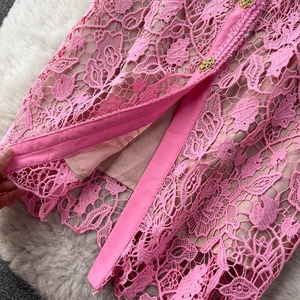 Robe de soirée midi de luxe pour femme, de qualité supérieure, brodée de dentelle, idéale pour les fêtes et les vacances - Product Image 4