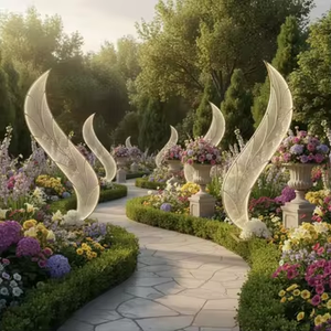 Grande feuille de luxe en forme de S avec fond de lumière chaude ensemble feuille de métal doré décoration de toile de fond de scène pour événement d'hôtel de mariage - Product Image 1