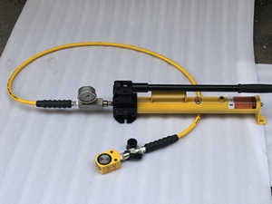 Bomba Hidráulica Manual de Doble Etapa VP-392 de 900 cm³ de Acción Simple, Equivalente a ENERPAC, para Mantenimiento de Equipos de Puentes - Product Image 3
