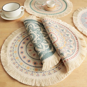 Mantel individual nórdico redondo de algodón y poliéster, aislante del calor, estilo americano, con borlas, para sala de estar y comedor. - Product Image 2