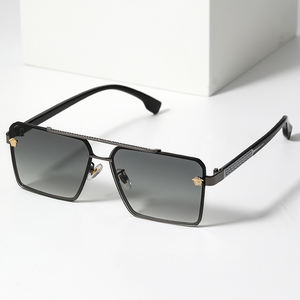 Occhiali da <span class=keywords><strong>sole</strong></span> da donna con montatura in acciaio OEM su misura all'ingrosso <span class=keywords><strong>D</strong></span> occhiali da <span class=keywords><strong>sole</strong></span> - Product Image 3