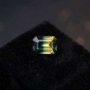 Saphir naturel de Madagascar, taille émeraude, 1,48 CT, coupe excellente, vert-parti bleu, clarté immaculée - Product Image 2