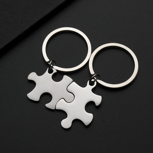 Porte-clés en acier inoxydable Ywyougang en forme de pièce de puzzle pour couple, ensemble de porte-clés personnalisable gravable pour meilleurs amis et cadeaux - Product Image 3