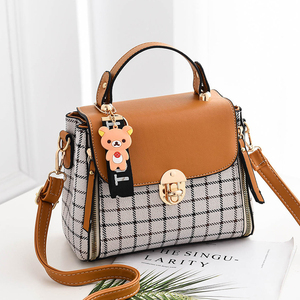 Beliebte Bolsos <span class=keywords><strong>De</strong></span> Mujer Bär Anhänger Umhängetaschen Damen Handtaschen PU Leder Damen Tasche für Frauen - Product Image 4