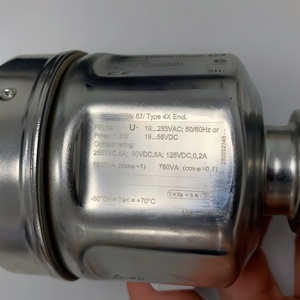 เครื่องวัดระดับของเหลว Vibronic Point Level Detection Liquiphant FTL50H ของแท้จาก Endress Hauser สำหรับการวัดและวิเคราะห์ พร้อมอุปกรณ์ E+H FMR67 ของแท้ - Product Image 5