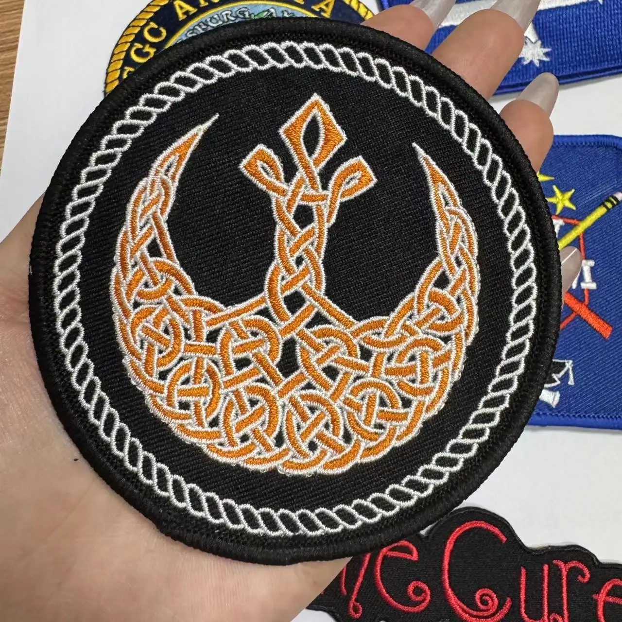 Factory Wholesale Custom Embroidered Logo Customer Woven Embroidery Patches