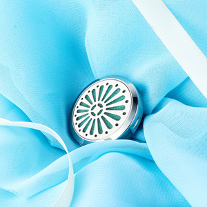 Nouvelles Broches Européennes et Américaines en Acier Inoxydable 2026 – Diffuseur d'Huiles Essentielles <span class=keywords><strong>Parfum</strong></span>ées, Broche Fleur Tendance, Bijoux pour Femme - Product Image 4
