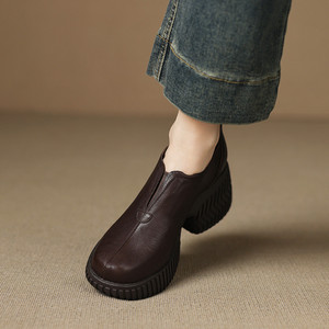 Meilleures ventes : Bottes mi-mollet décontractées en cuir de vachette pleine fleur, couleur unie, style rétro, avec ceinture décorative, antidérapantes, imperméables, à talon épais et confortable. - Product Image 5