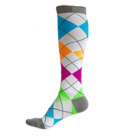 Chaussettes de compression pour hommes, chaussettes longues à carreaux colorés, chaussettes de course à pied, chaussettes fantaisie en diamant