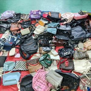 Bolsas Usadas a Bajo Precio, Bolsas <span class=keywords><strong>de</strong></span> <span class=keywords><strong>Segunda</strong></span> <span class=keywords><strong>Mano</strong></span> <span class=keywords><strong>de</strong></span> Alta Calidad, Lote Mixto <span class=keywords><strong>de</strong></span> Bolsas Escolares - Product Image 6