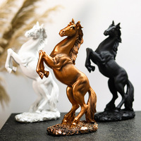 2024 personnalisé résine artisanat cheval noir statue articles d'ameublement intérieur animal résine statues décor à la maison