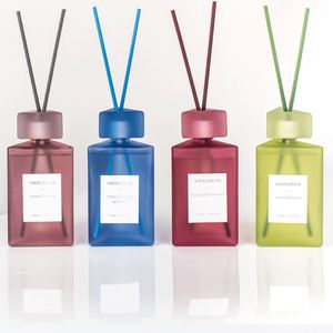 Difusor de Aromas MESCENTE con Varillas, Botella de Vidrio Esmerilado, Fragancia para el Hogar - Product Image 1