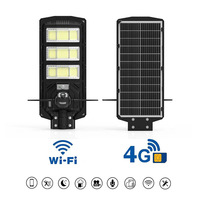 Lampioni Solari IP66 Impermeabili, LED 6000K Luce Diurna, Angolo di Illuminazione 180°, Telecamera di Sicurezza WiFi, Chat Vocale, Sensore di Movimento PIR