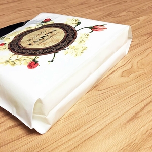 <span class=keywords><strong>Borse</strong></span> in Plastica PE Trasparente con Motivi Floreali e Manici Morbidi, Stampa Logo Personalizzata per Abbigliamento, Cosmetici e Confezioni Regalo - Product Image 3