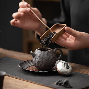 Ensemble de cérémonie du thé Kung Fu Vintage fait à la main <span class=keywords><strong>ancien</strong></span> dispositif de fabrication de thé à trou de boule d'argile volcanique avec pot en céramique doré argenté - Product Image 2