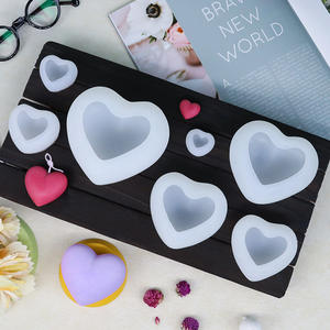 قالب سيليكون ثلاثي الأبعاد على شكل قلب للشموع المصنوعة يدويًا كعكة فندان راتنج شوكولاتة عيد الحب للعلاج العطري شوكولاتة - Product Image 2