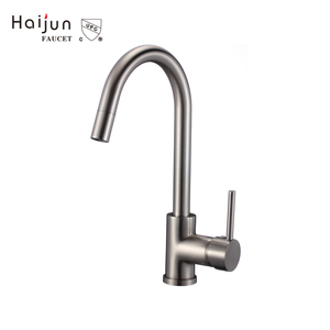 Rubinetto da <span class=keywords><strong>cucina</strong></span> monocomando <span class=keywords><strong>nero</strong></span> <span class=keywords><strong>opaco</strong></span> ad arco alto per lavello da fattoria, rubinetto moderno da lavello a montaggio su piano con rotazione a 360° °   Beccuccio Girevole - Product Image 3