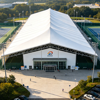 Tente de salle de sport commerciale à structure libre pour terrain de tennis intérieur