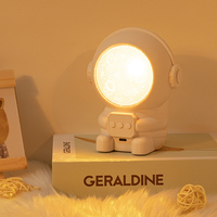 Projecteur Astronaute Veilleuse Étoilée Lampe Rotative LED Lumière Ambiante pour Chambre Décoration Maison Cadeau