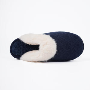 รองเท้าแตะขนนุ่มสำหรับใส่ในบ้าน แบบ unisex พื้นหนา คุณภาพสูง แฟชั่นฤดูหนาว อุ่นสบาย สำหรับใช้ในบ้าน กันลื่น - Product Image 5