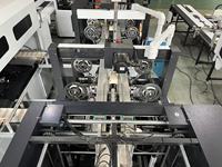 Machine de fabrication de boîtes rigides entièrement automatique à positionnement visuel pour parfums, colliers, cadeaux de luxe, montres, vins et chaussures