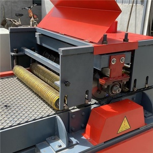 Máquina de sierra de <span class=keywords><strong>madera</strong></span> de hoja múltiple Rip de <span class=keywords><strong>aserradero</strong></span> múltiple de tablero resistente con láser rojo - Product Image 4