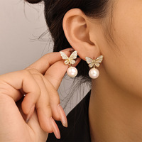Boucles d'oreilles tendance en perles et cristaux pour femmes, vente en gros, boucles d'oreilles papillon en perles, cuivre et zircon