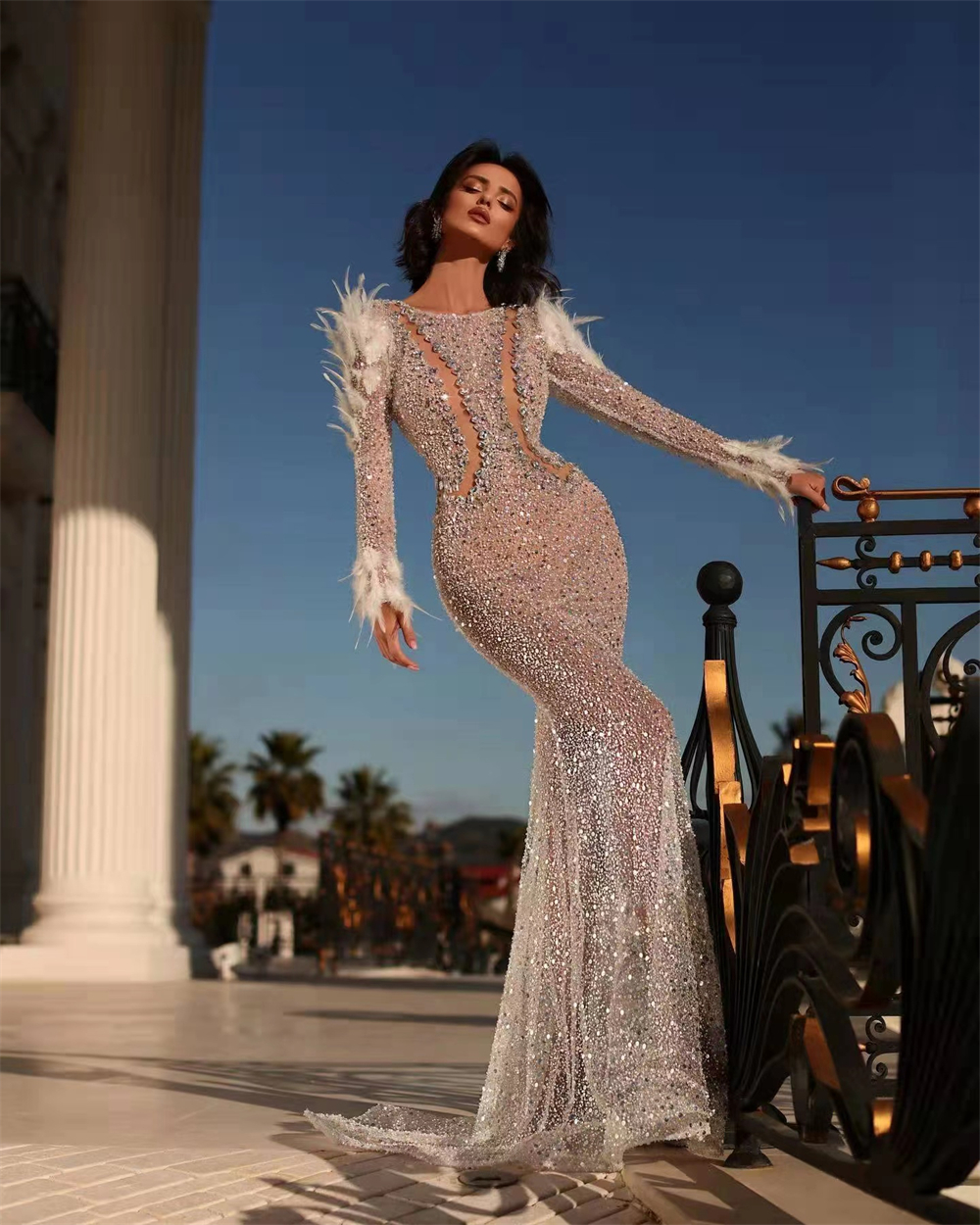 Elegant Long Evening Dress with Beading - Perfect for Clubs Elegant Long Evening Dress with Beading - Perfect for Clubs