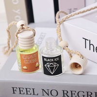 Vente chaude, diffuseur d'air pour voiture en verre suspendu, parfum liquide, ornement suspendu, parfums de voiture, aromathérapie, rafraîchisseur d'air automobile