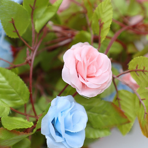 Guirlandes de roses artificielles Xinchengzhi, 24 têtes de fleurs en soie pour la décoration de balcon et de tuyaux - Product Image 4