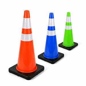 Cono de Tráfico de PVC Naranja de 75 cm (30 Pulgadas), Resistente, Flexible, para Seguridad Vial y Construcción, con Base Negra Ponderada y Doble Banda Reflectante - Product Image 1