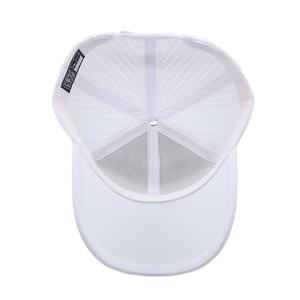 Gorra de Béisbol Ajustable de 6 Paneles, Blanca, Impermeable, con Diseño Perforado con Láser, Letra Curva Impresa en Goma - Product Image 6