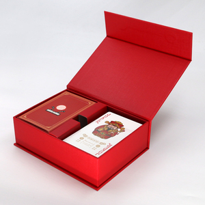 Cartas de Juego Personalizadas, Juego de Lujo en Caja de Regalo Doble, Acabado Brillante, Cartas de Póker Personalizadas, Empaque Rojo para Regalo Empresarial - Product Image 4