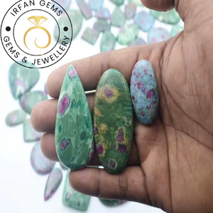 Pierre précieuse naturelle de fuchsite rubis de qualité supérieure, pierre de cristal polie pour la fabrication de bijoux et la décoration, disponible au prix de gros - Product Image 1