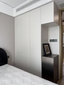 Armoire avec Portes Coulissantes pour Chambres Modernes - Product Image 6