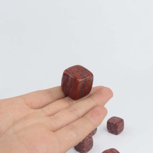 Ensemble de pierres à whisky en cristal naturel en forme de cube pour la vente en gros - Product Image 3