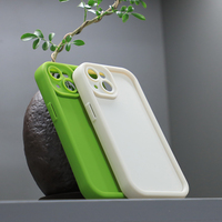 Étui de téléphone OEM 3D de couleur unie Étui de téléphone en silicone souple antichoc Coque arrière protégée