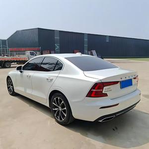 รถมือสอง ปี 2022 สำหรับ S60 B4 ซีดาน พวงมาลัยซ้าย ดูแลรักษาอย่างดี เบาะหนังสีเข้ม เครื่องยนต์เบนซินเทอร์โบ เกียร์อัตโนมัติหลัง - Product Image 5