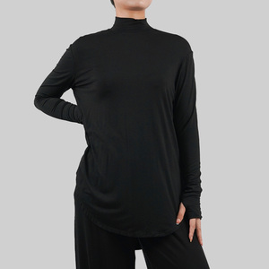 एक कस्टम लोगो महिलाओं का ठोस रंग मुस्लिम लंबी आस्तीन ढीली खेल मुस्लिम सूट सबसे सुंदर और सरल - Product Image 3